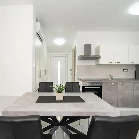 Lovely In With Wifi *