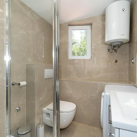 アパート Lovely In With Wifi *